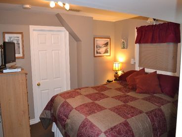 Creekside B&B and Suite - Burlington